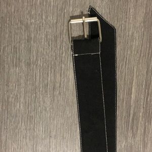 It is a tight belt in good condition!